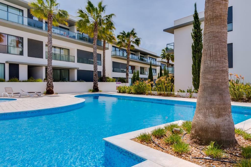 Cavalo Preto Luxury Beach Resort Quarteira Exterior photo
